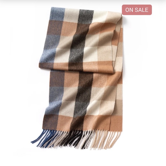 Luxury Cashmere Scarf with Tassels – Stylish Wrap and Shawl - Picture 5 of 14